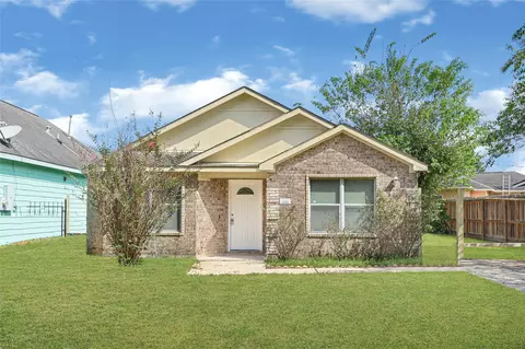 6610 Schambray St, Houston, TX 77085