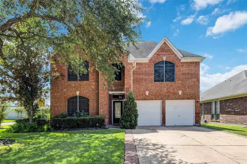 11618 Peachwood Lake Dr, Sugar Land, TX 77498
