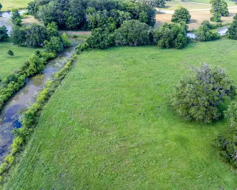 543 Pony Trl, Angleton, TX 77515