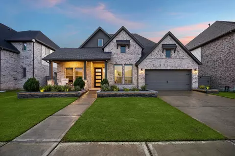 5016 Blooming Hibiscus Ln, Manvel, TX 77578