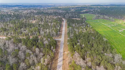 340 Exploration Rd, Willis, TX 77378 photo 7
