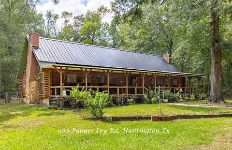 980 Palmer Ivy Rd, Huntington, TX 75949