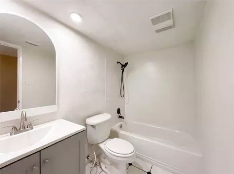Bath - 22831 Millgate Dr, Spring, TX 77373 photo 1 of 2
