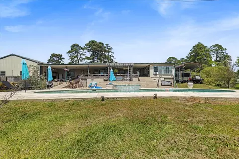 Exterior - 174 Lake Front Dr, Trinity, TX 75862 photo 5 of 7