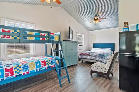 Bedroom - 6776 Fm 356, Trinity, TX 75862 photo 7 of 8