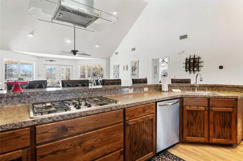 Kitchen - 6776 Fm 356, Trinity, TX 75862 photo 6 of 8