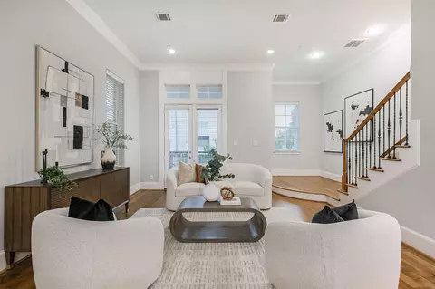 3907 Austin St, Houston, TX 77004