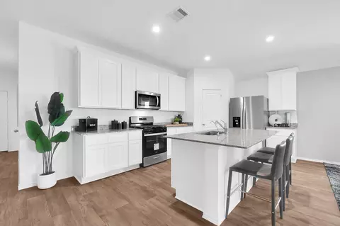 Kitchen - 3083 Liams Tower Ln, Fulshear, TX 77441 photo 2 of 4