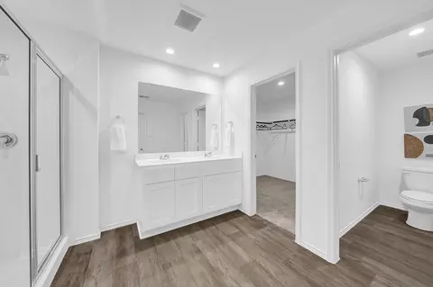 Bath - 3083 Liams Tower Ln, Fulshear, TX 77441 photo 4 of 5