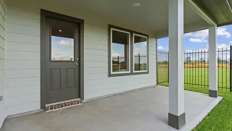 Exterior - 3083 Liams Tower Ln, Fulshear, TX 77441 photo 2 of 6