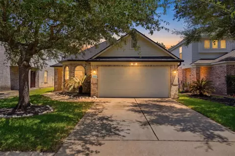15410 Hickory Dale St, Cypress, TX 77429