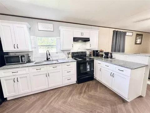 Kitchen - 24178 Lilac Way, Porter, TX 77365 photo 3 of 5