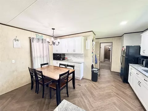 Kitchen - 24178 Lilac Way, Porter, TX 77365 photo 5 of 5