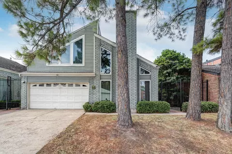 4106 Sun Meadow Dr, Houston, TX 77072