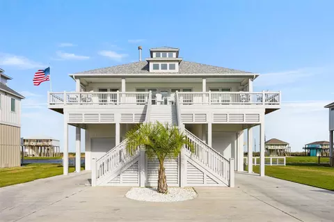 3709 Biscayne Beach Rd, Port Bolivar, TX 77650
