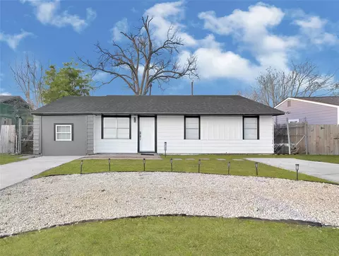 3129 Airport Blvd, Houston, TX 77051