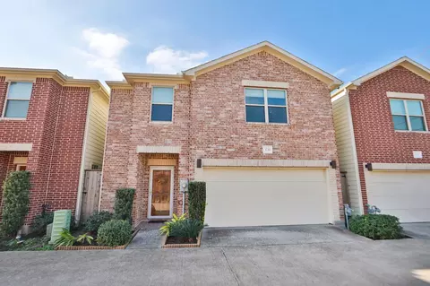 3739 Main Poplar Dr, Houston, TX 77025
