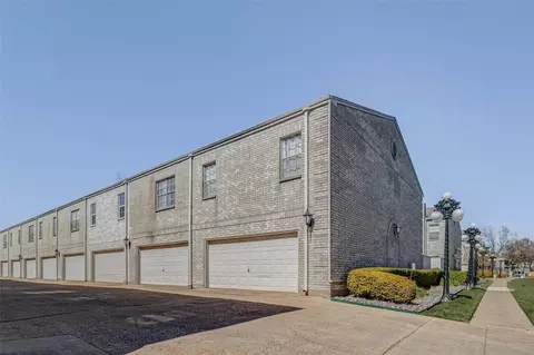 3800 Tanglewilde St #102, Houston, TX 77063