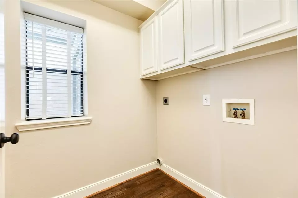 Other - 458 Mariners Dr, Kemah, TX 77565 photo 4 of 5