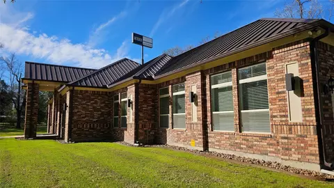 16751 N Highway 75 Hwy N, Willis, TX 77378