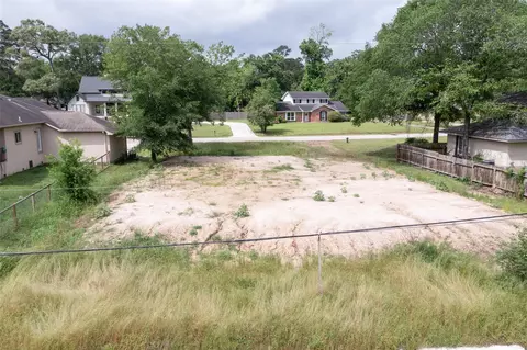 626 Ames St, Spring, TX 77373 photo 3
