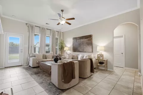 8218 Bay Run Ave, Baytown, TX 77521