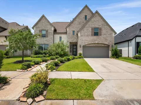 1911 Golden Leaf Dr, Missouri City, TX 77459