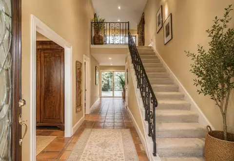 Entry Way - 1 Holly Tree Ln, Spring, TX 77373 photo 1 of 2