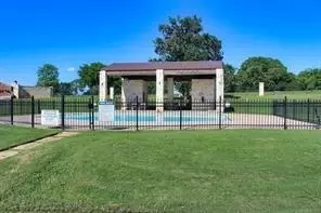 Exterior - 2112 Fm 3186 E2 #E2, Onalaska, TX 77360 photo 2 of 3