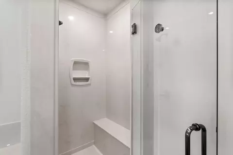 Bath - 2112 Fm 3186 E2 #E2, Onalaska, TX 77360 photo 4 of 5