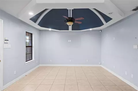 Living - 804 Sebastian Ct, Pharr, TX 78577 photo 3 of 3