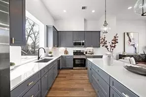 835 Elkhart #B, Houston, TX 77091