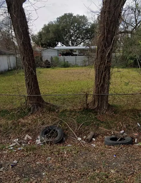 9619 Sweetwater Ln, Houston, TX 77037