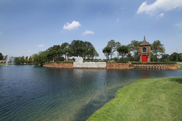 9406 Lochflora Dr, Spring, TX 77379