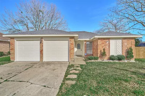 6527 Zapata Dr, Houston, TX 77083