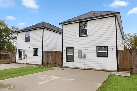 9243 Seeker St, Houston, TX 77028