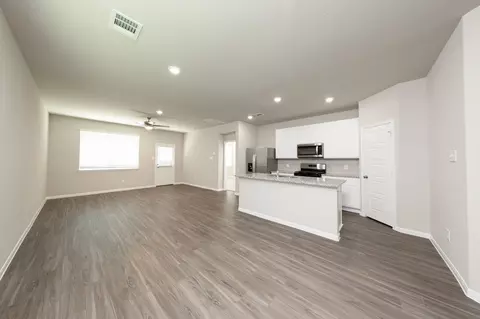 Living - 3874 Avalon Ln, Conroe, TX 77301 photo 1 of 3