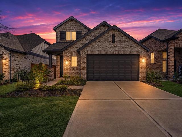 952 Malibu Shore Ln, Katy, TX 77493