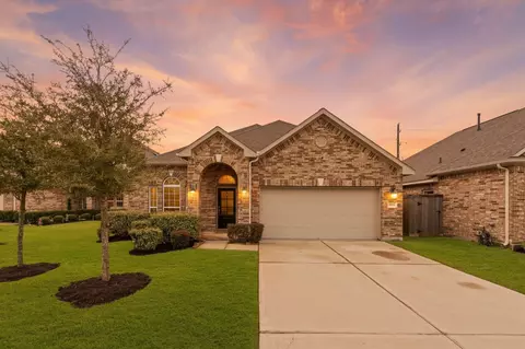 30007 Willow Cove Ln, Brookshire, TX 77423