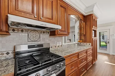 Kitchen - 20322 Cembra Walk, Spring, TX 77379 photo 4 of 5
