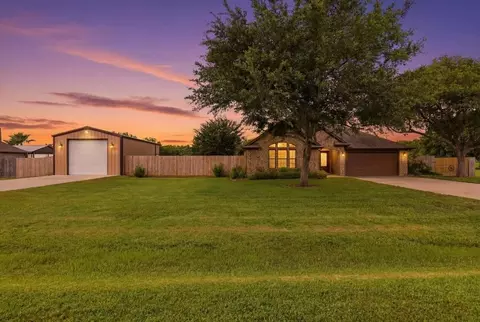 16210 Bluebird St, Santa Fe, TX 77517