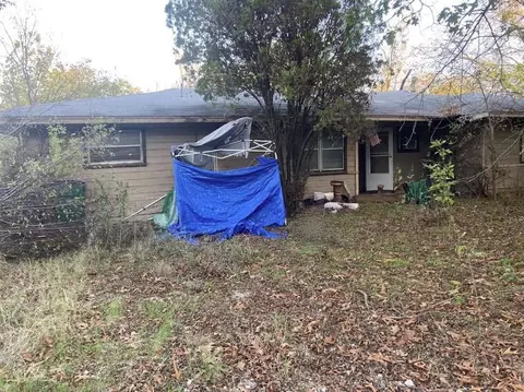 617 Grayson St, Pottsboro, TX 75076