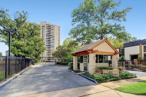 49 Briar Hollow Ln #1503, Houston, TX 77027