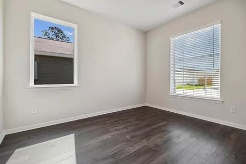15403 Maple Terrace Dr, Conroe, TX 77303 photo 4