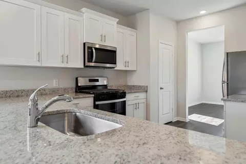 15403 Maple Terrace Dr, Conroe, TX 77303 photo 9