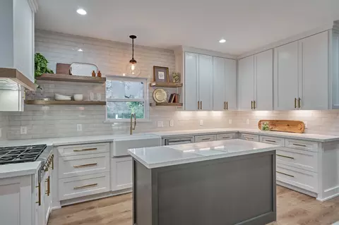 Kitchen - 6023 Craigway Rd, Spring, TX 77389 photo 4 of 5