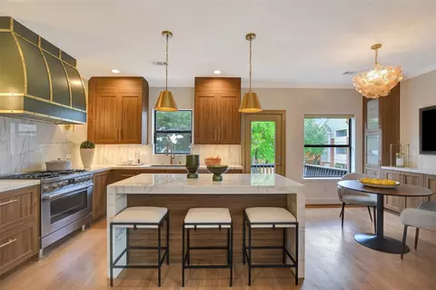 2817 Newman St, Houston, TX 77098