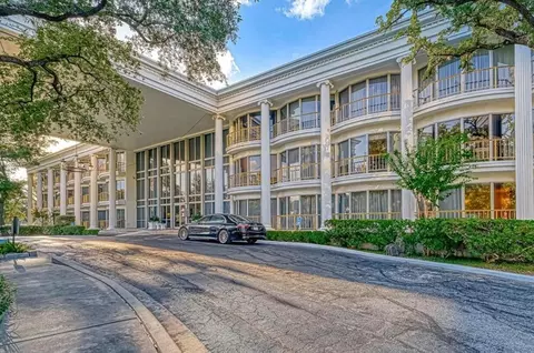 5050 Ambassador Way #314, Houston, TX 77056