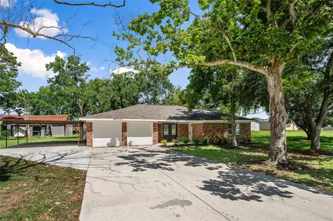 2751 Piper Rd, Pearland, TX 77584