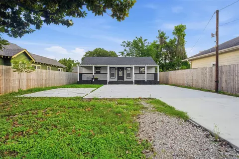321 Reid St, Houston, TX 77022